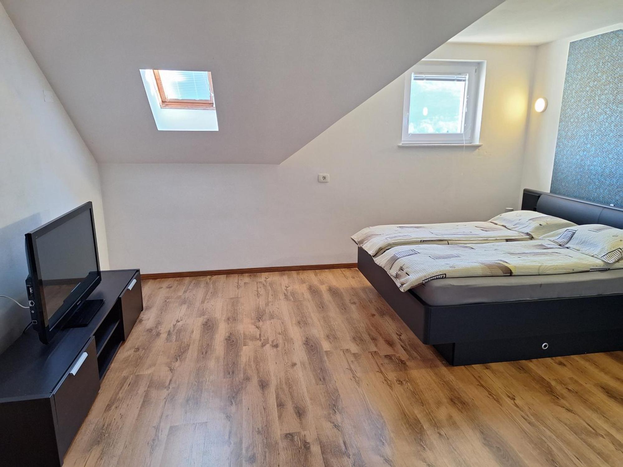 Apartma Maks & Anita Бовец Екстериор снимка